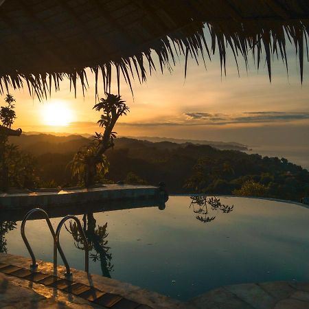 Ama Awa Resort Kemadang Extérieur photo